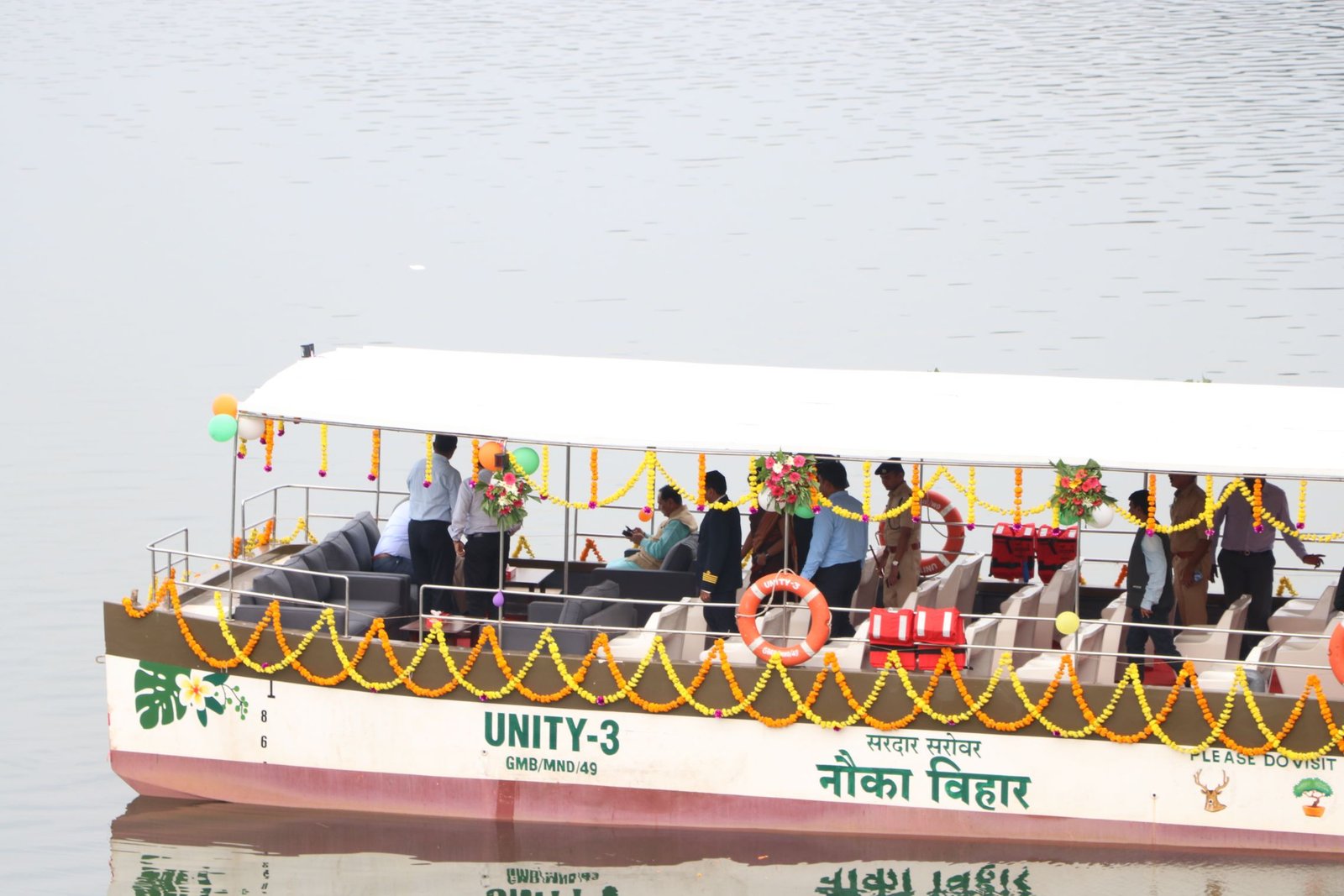Boat ride experience near Statue of Unity